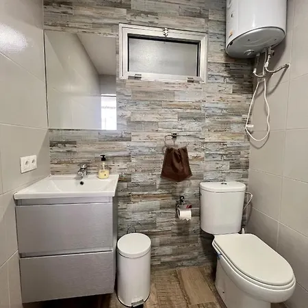 Antares House Premium, Estudio Con Piscina Apartment *