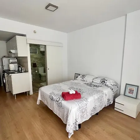 Apartment Antares House Premium, Estudio Con Piscina *